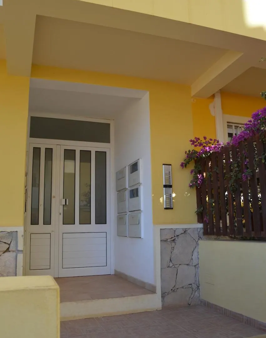 Tres Caravelas Studio Flats Santa Maria